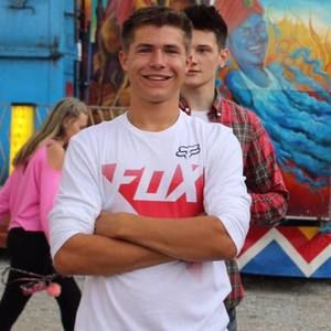 Meet your Posher, Connor